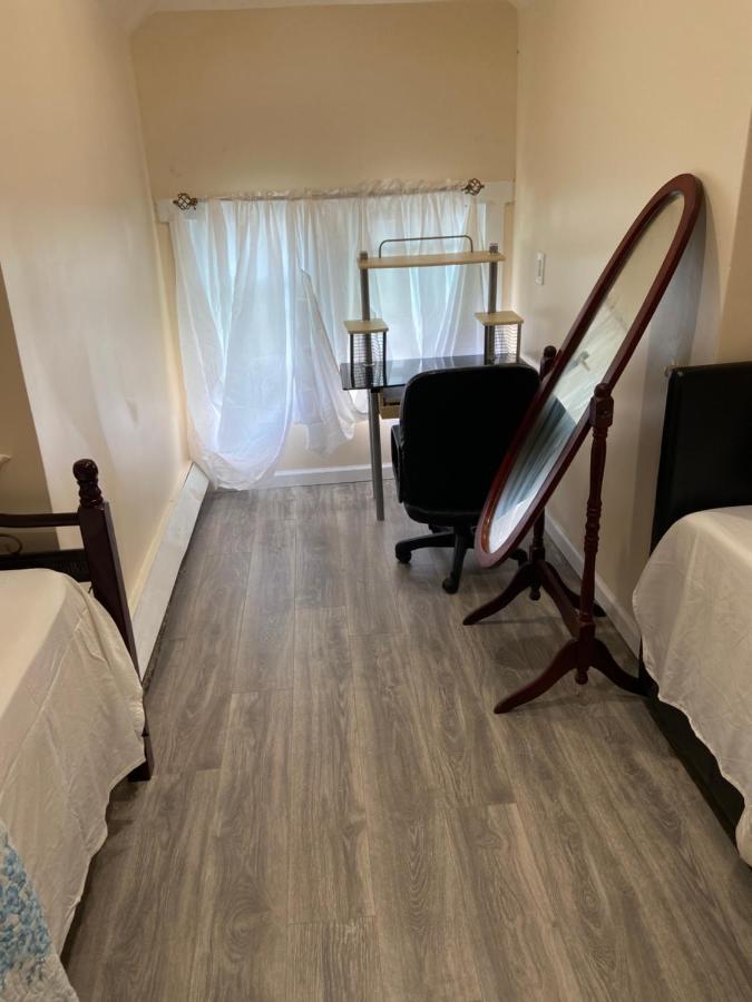 A Nice Room In Queens ニューヨーク エクステリア 写真